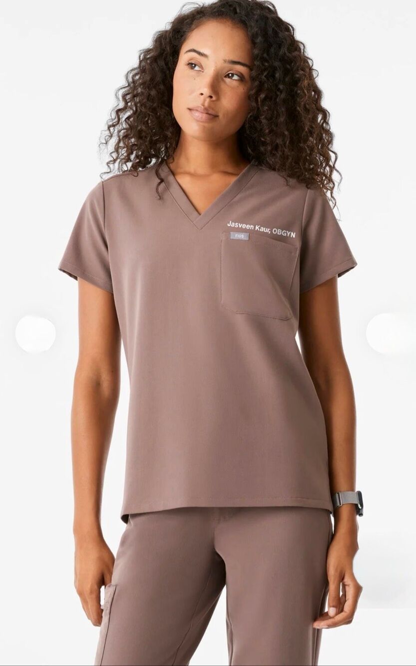 Figs NWT Size 3XL Catarina Scrub Top - Smokey Taupe